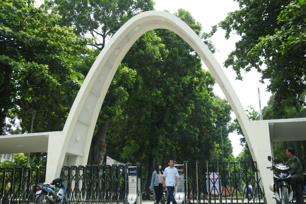Tân sinh viên 2018 đang ùn ùn về Hà Nội nhập học các trường lớn tan sinh vien 2018 dang un un ve ha noi nhap hoc cac truong lon