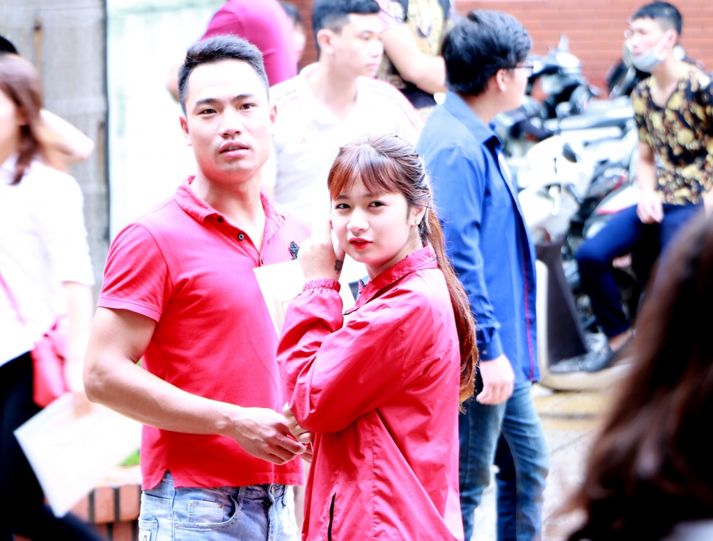 tan sinh vien cd du lich ha noi mon moi doi den luot goi lay so de lam thu tuc nhap hoc