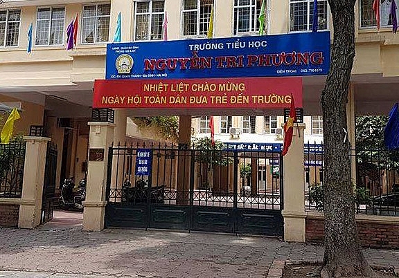 ky luat canh cao co giao danh tim chan hoc sinh vi vao lop muon