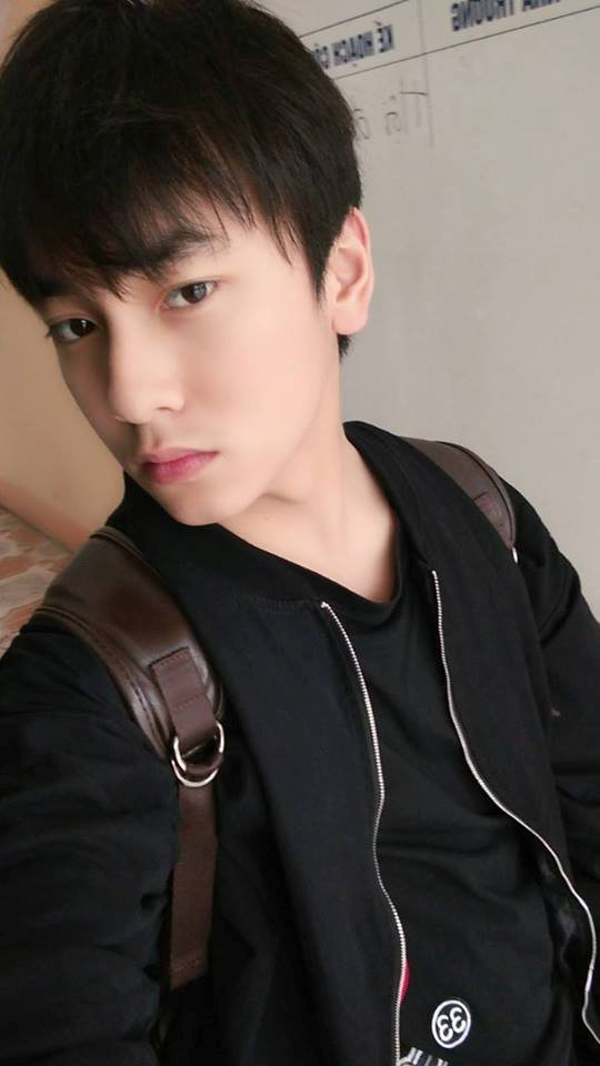 9x dien bien dep trai duoc tuyen thang vao dai hoc bach khoa