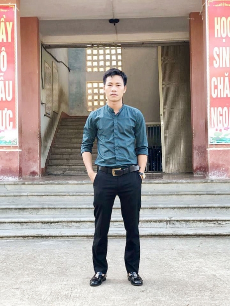 luong hon 3 trieu thay giao 8x viet don xin nghi viec gay sot mang
