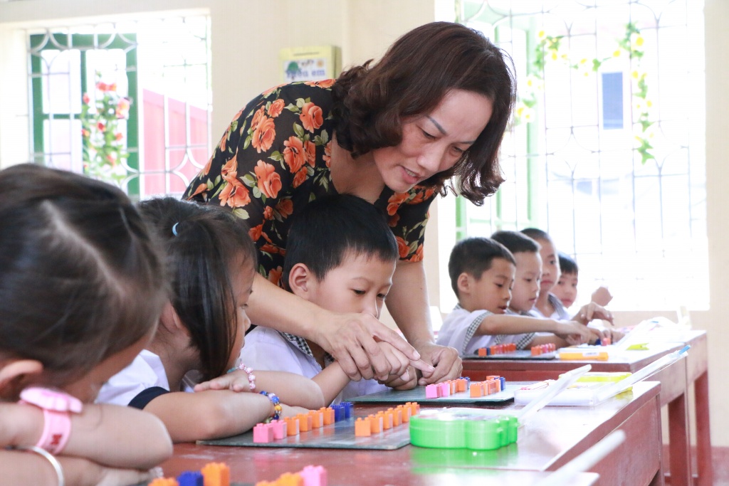 nguyen lanh dao vien ngon ngu hoc can nghien cuu lai sach cong nghe giao duc cua gs ho ngoc dai