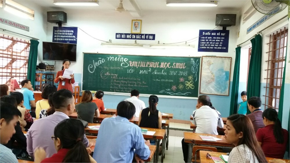 ban dai dien cha me hoc sinh khong the tu dat ra cac khoan thu ap dat voi quy dinh moi cua bo giao duc