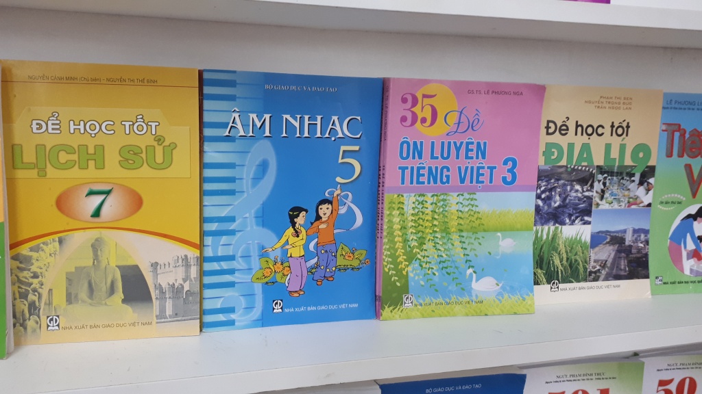 bo giao duc lap doan kiem tra viec in va phat hanh sach giao khoa tai nxb giao duc viet nam