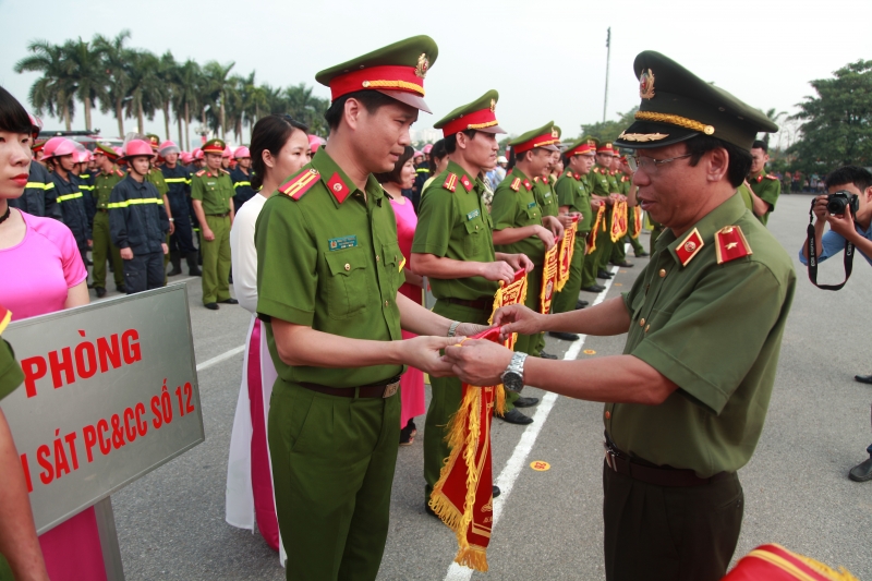 ha noi khai mac hoi thao nghiep vu chua chay va cuu nan cuu ho nam 2016