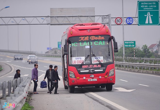 phat nguoi vi pham tren cao toc noi bai lao cai tu 311
