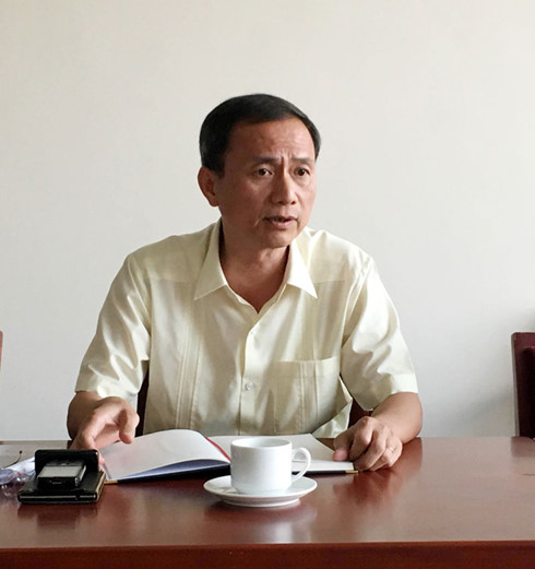 nguoi hung giai cuu nu nhan vien hang khong hanh vi chap nhan duoc