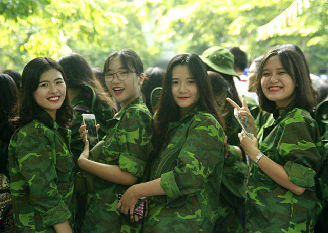 truong thuong hieu duoc duoi hoc sinh chua ngoan