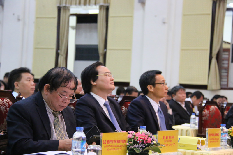 pho thu tuong vu duc dam tu chu dai hoc la duong mot chieu