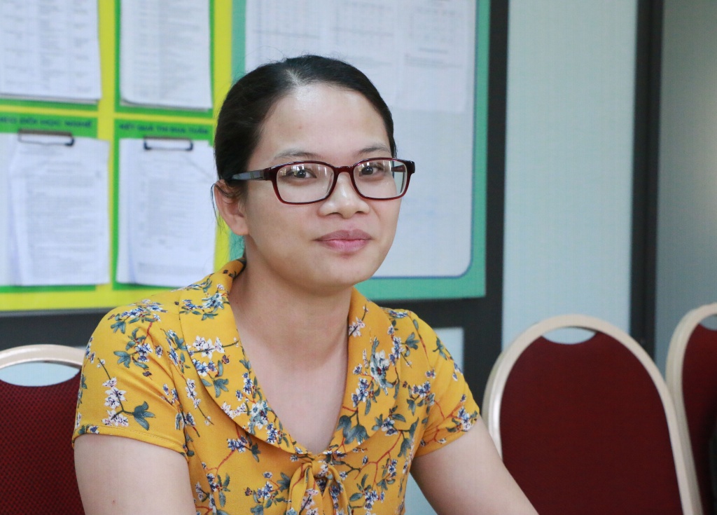 Không hiểu từ bao giờ giáo viên sợ phụ huynh như vậy? thay khong duoc danh tro du chi veo tai la phan giao duc giao vien so phu huynh se tao ra nhung hoc tro hu hong