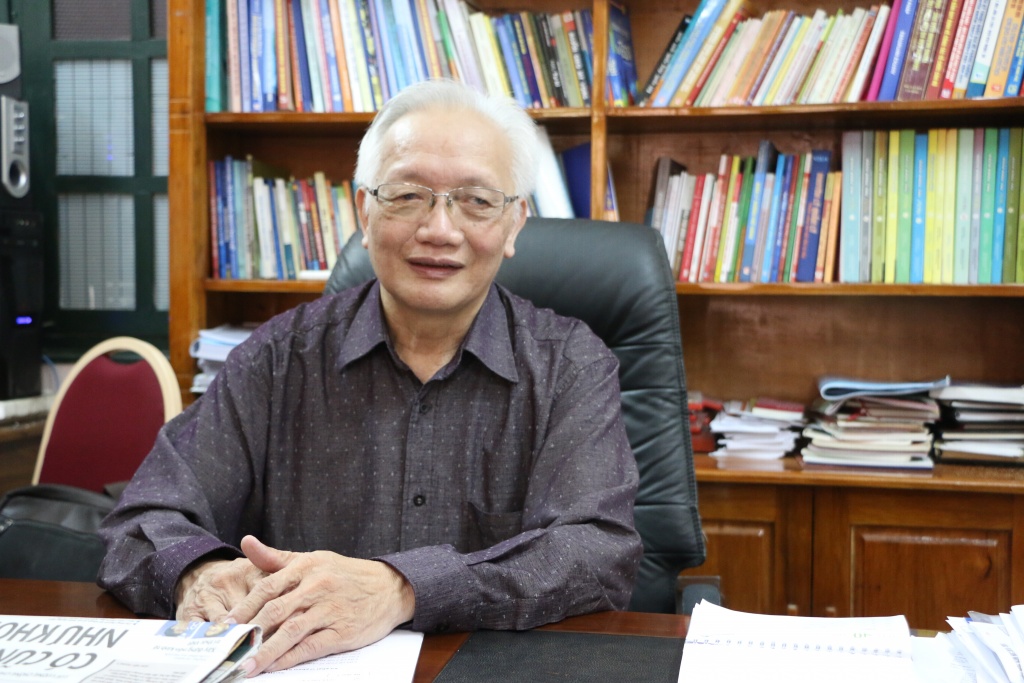 truong hoc phai giu duoc cai uy khong nen cu phu huynh phan anh la duoi giao vien hoc sinh thich lam gi thi lam