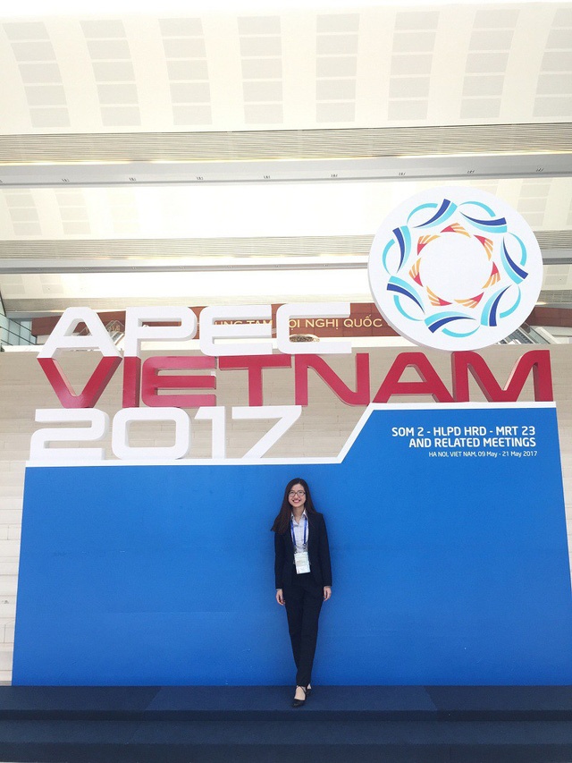 gap co gai 4 nam 2 lan thu khoa cua truong dh ha noi