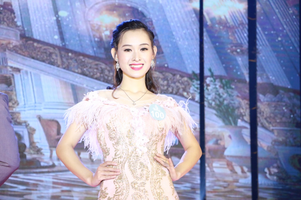 10 cap doi trai tai gai sac trong dem chung ket tai sac phuong dong 2018