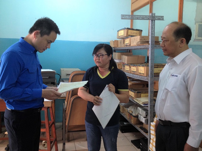 tri an nhung thay co het long vi tre khuyet tat