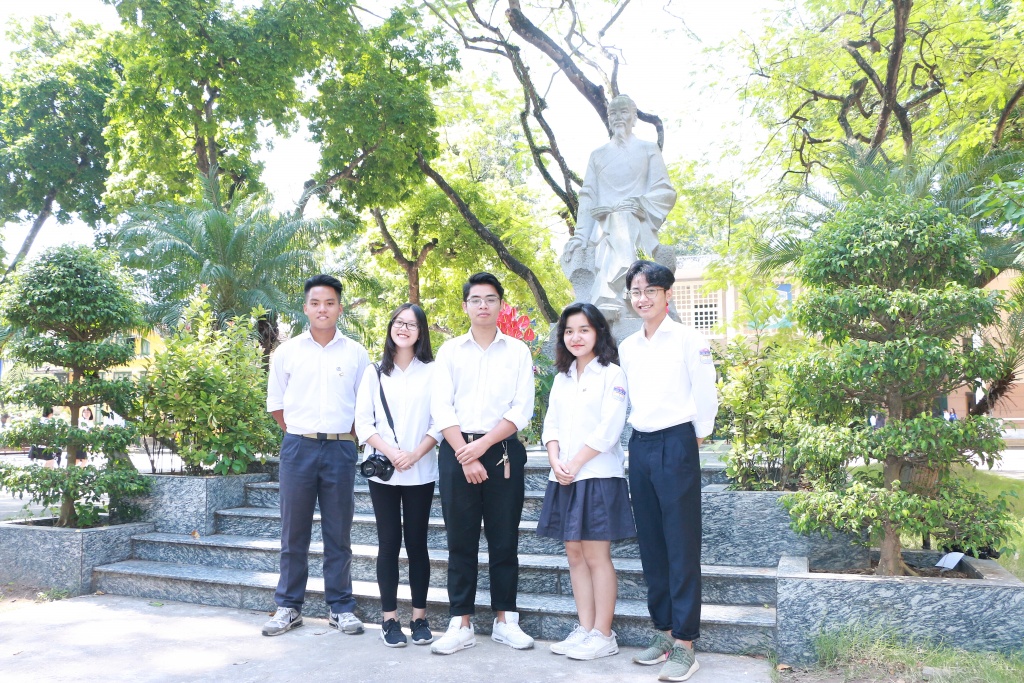 Khám phá những góc 'check-in' không thể bỏ lỡ ở trường THPT Chu Văn An - Ngôi trường xuyên thế kỉ kham pha nhung goc check in khong the bo lo o truong thpt chu van an ngoi truong xuyen the ki
