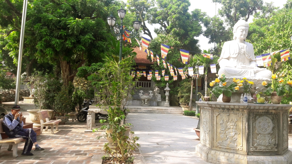 hien truong vu chay chua tinh lau
