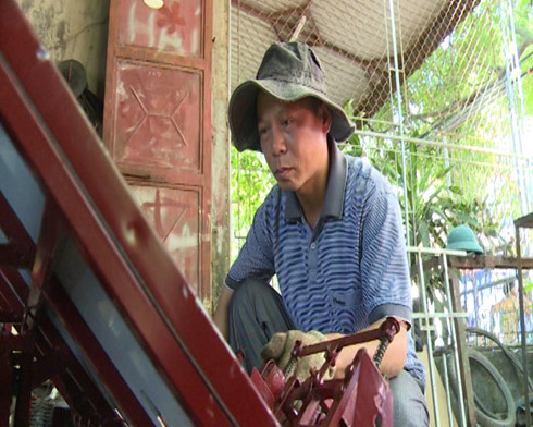 anh nong dan thai binh che tao may cay lua khong dong co