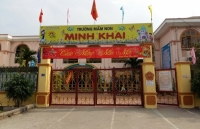 me chau be bi me ke danh den nhap vien nen dau xot de quay lam bang chung