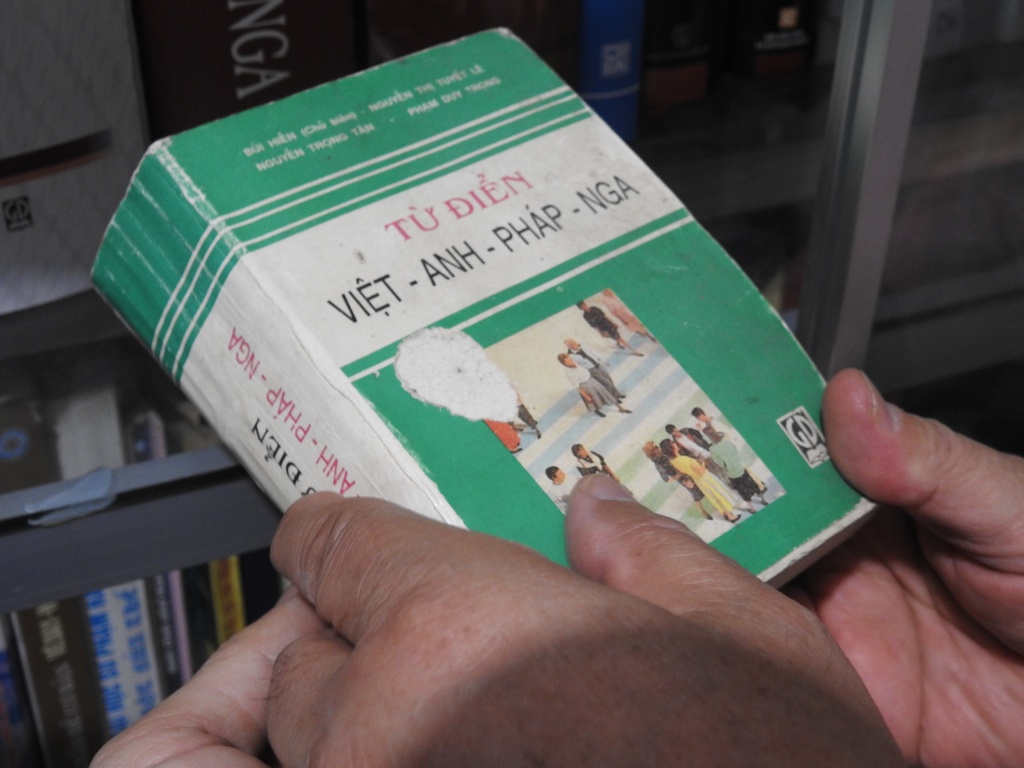 tac gia de xuat cai tien tieng viet thanh tieg viet va nhung cuon sach hay mot thoi
