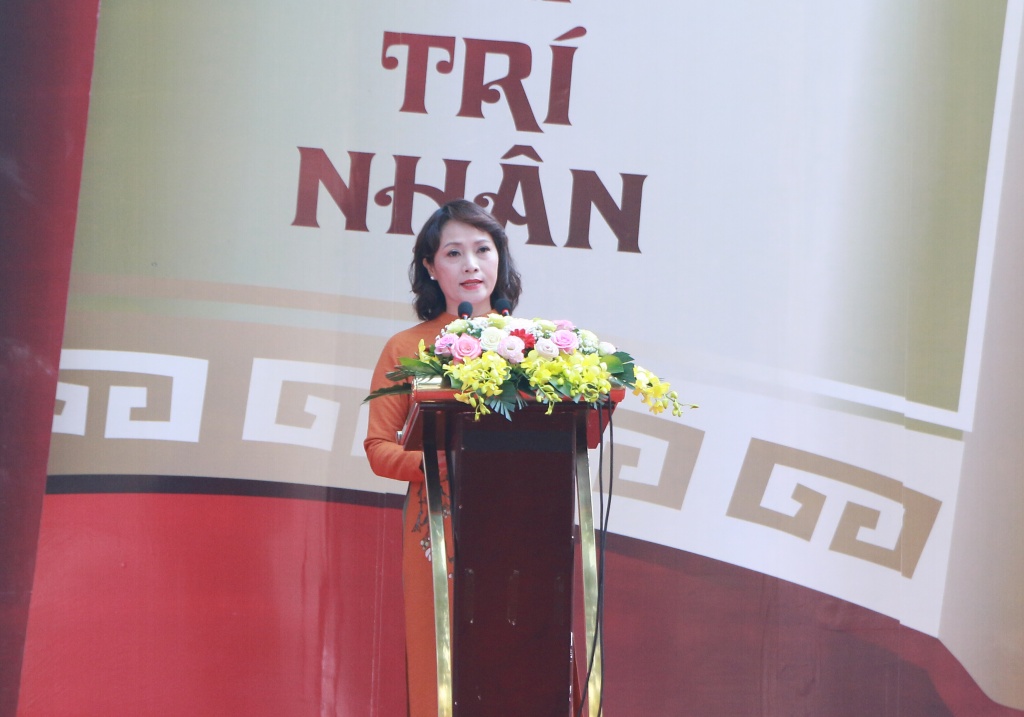 Những hình ảnh xúc động tại đại lễ 110 năm ngày truyền thống trường THPT Chu Văn An nhung hinh anh xuc dong tai dai le 110 nam ngay truyen thong truong thpt chu van an