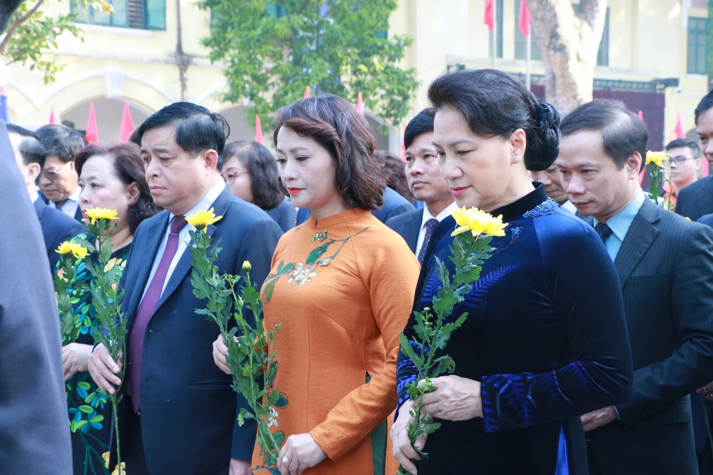 Những hình ảnh xúc động tại đại lễ 110 năm ngày truyền thống trường THPT Chu Văn An nhung hinh anh xuc dong tai dai le 110 nam ngay truyen thong truong thpt chu van an