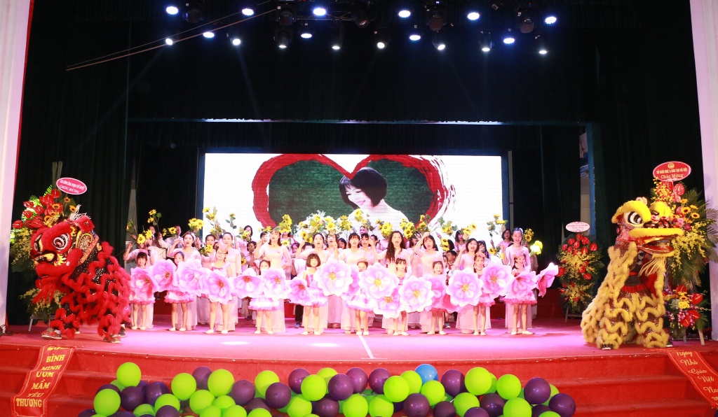 25 nam dua do chap canh cho nhung vang trang khuyet cua truong tieu hoc binh minh