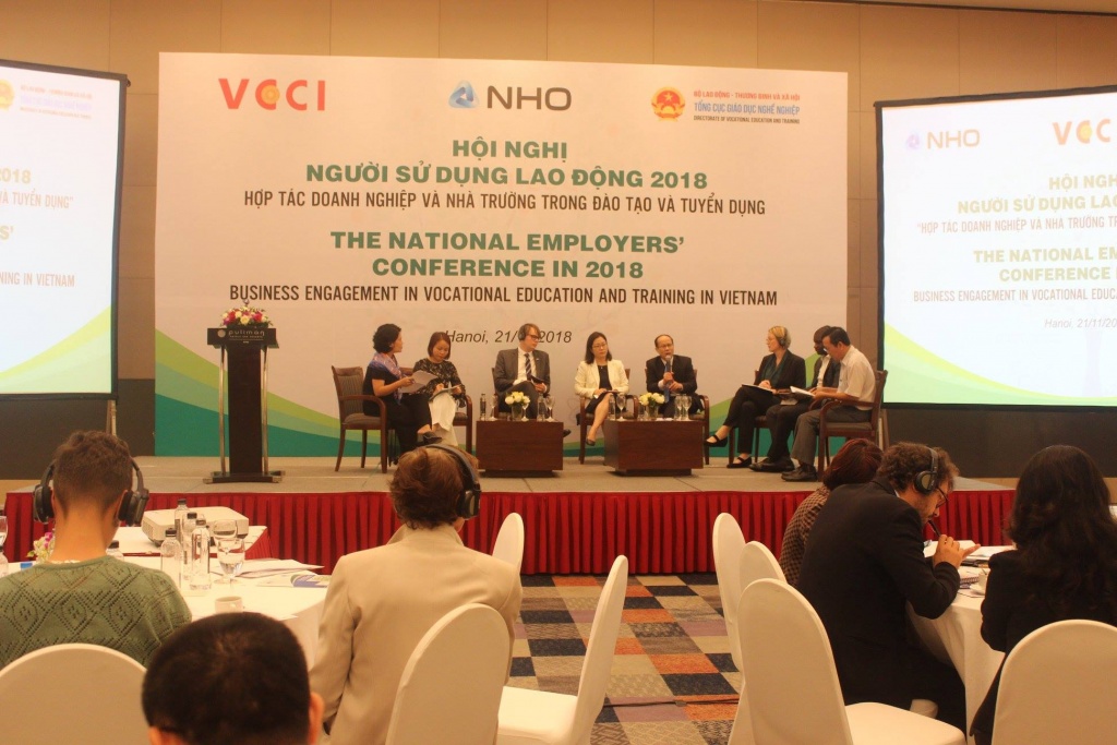 Còn nhiều sinh viên ra trường vẫn không nắm rõ Luật Lao động để bảo vệ quyền lợi của mình con nhieu sinh vien ra truong van khong nam ro luat lao dong de bao ve quyen loi cua minh