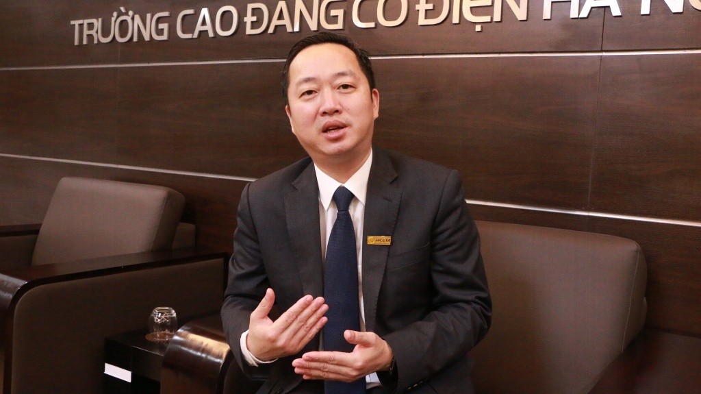 cho phep hoc sinh tot nghiep thcs hoc thang len cao dang co hoi hay thach thuc