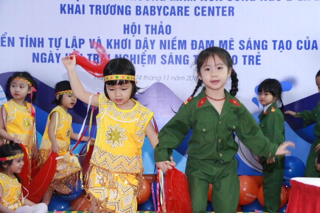 tang tinh tu lap sang tao cho tre mam non bang cac hoat dong trai nghiem