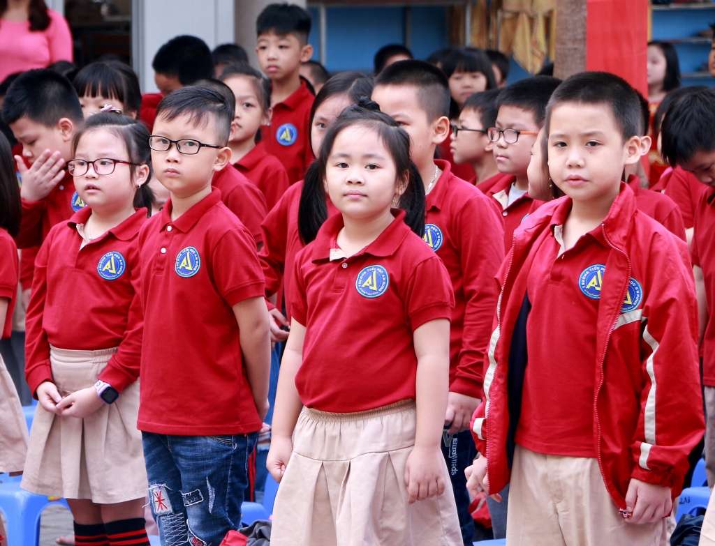 ha noi trien khai sua hoc duong tu 112019 cac truong ban khoan ve kho bao quan va thoi gian uong sua
