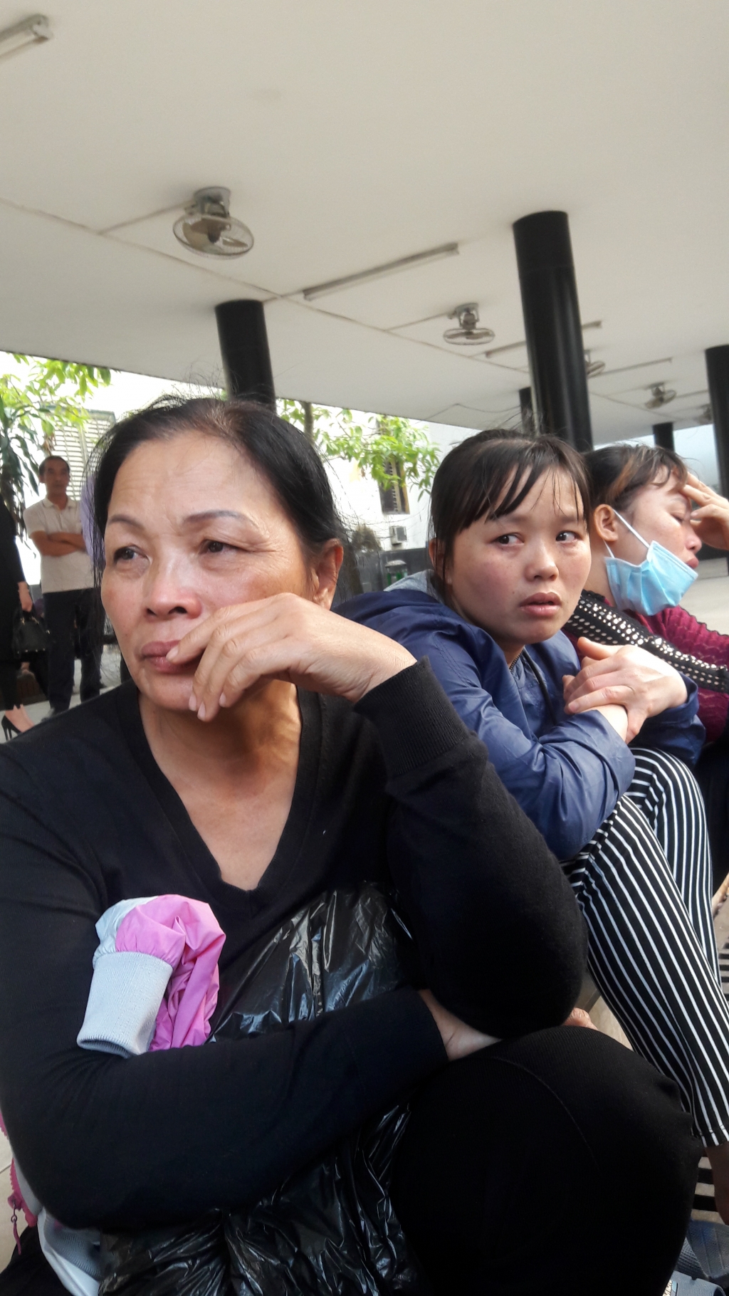 vu soc phan ve thuoc gay me tu vong con hai thang tuoi van chua biet mat cha
