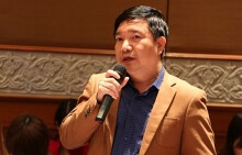 Thứ trưởng Bộ GD&ĐT: Tăng lương giáo viên cần đưa vào luật chứ không chỉ là trên giấy