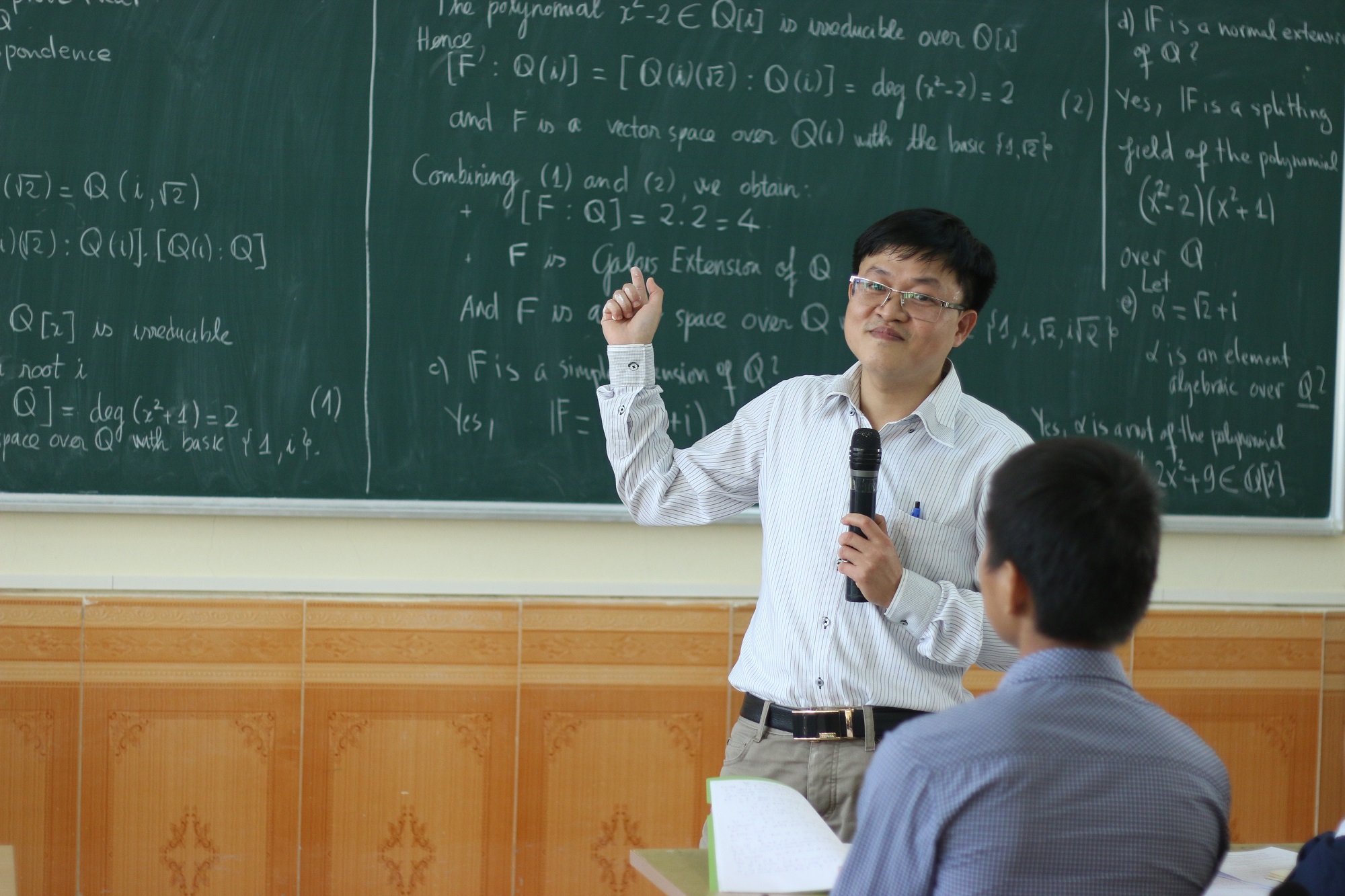 ben trong nganh hoc co diem chuan cao nhat cac truong su pham