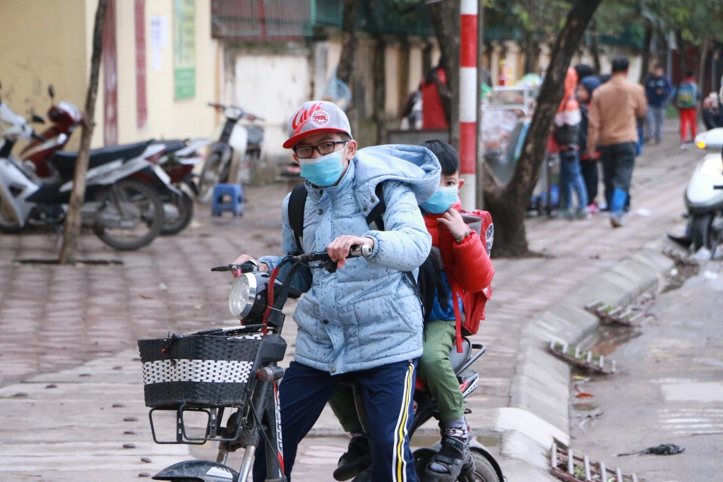 ret dam phu huynh lo lang tim cho gui con neu hoc sinh nghi hoc tranh ret