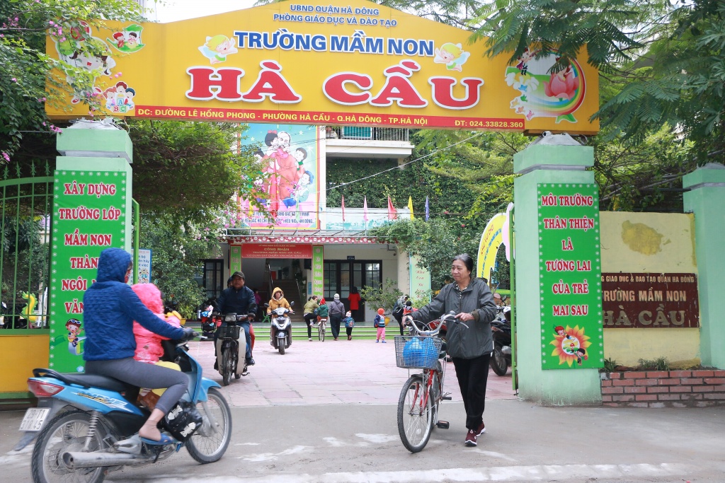 ret dam phu huynh lo lang tim cho gui con neu hoc sinh nghi hoc tranh ret