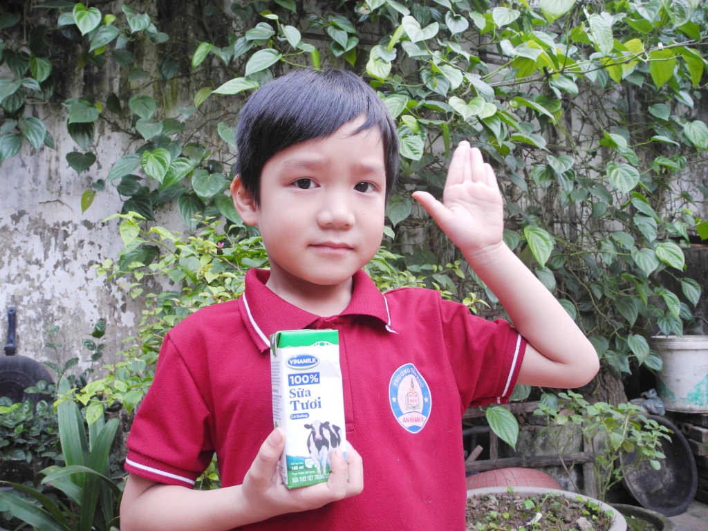 Đề án sữa học đường: Sẽ thống nhất thời gian cho trẻ uống sữa de an sua hoc duong se thong nhat thoi gian cho tre uong sua