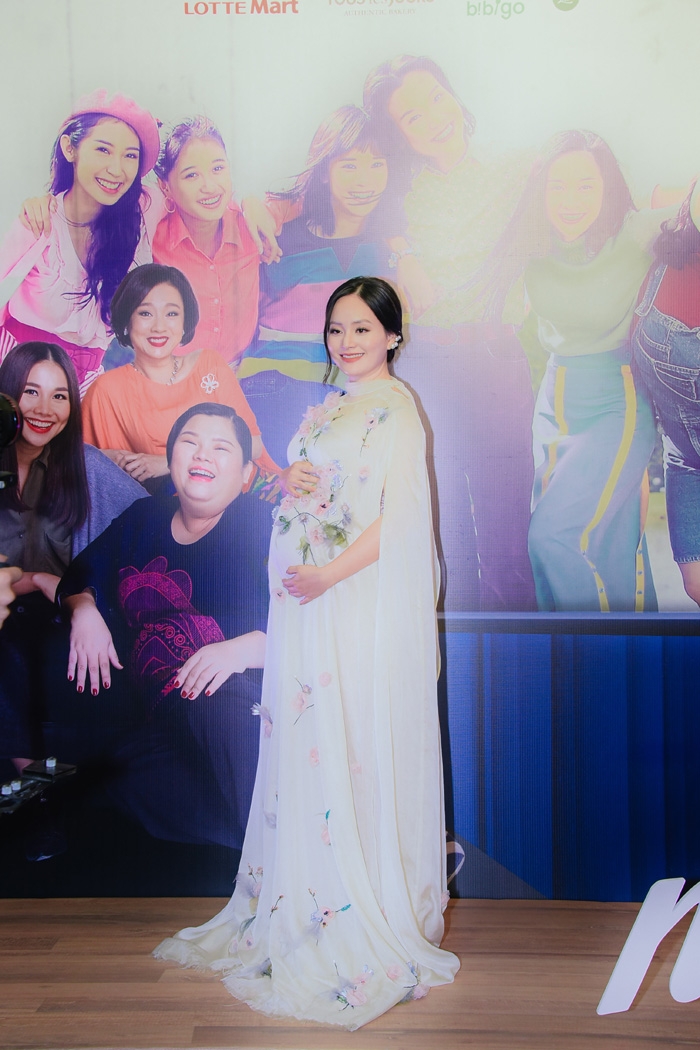 lan phuong ke chuyen ra ha noi dong phim lay duoc chong tay