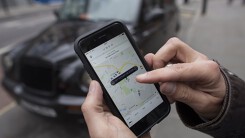 'Cần câu cơm' sắp biến mất, lái xe Uber London lo cho 'nồi cơm' như ngồi trên lửa