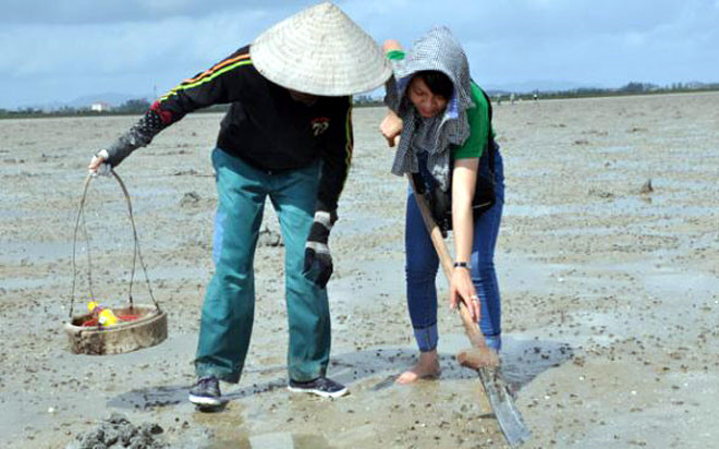 xem ngu dan san dac san tien trieu o bien quang ninh