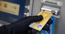 Thêm một chủ thẻ ATM mất tiền