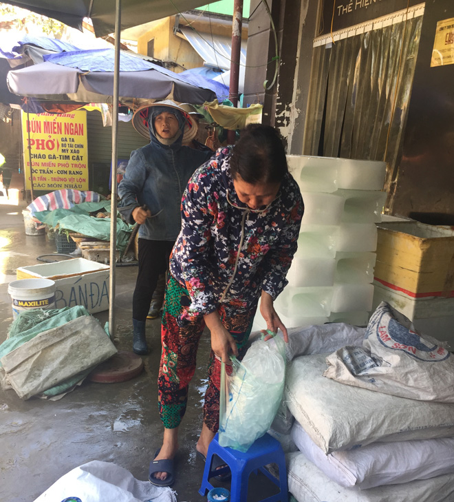 nhieu dich vu chay hang ngay dinh diem nang nong