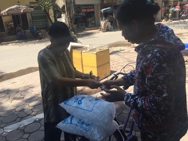 nhieu dich vu chay hang ngay dinh diem nang nong