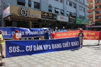 rice city linh dam ha noi nong 50 do cu dan nghi lam leo thang xach nuoc ve dung