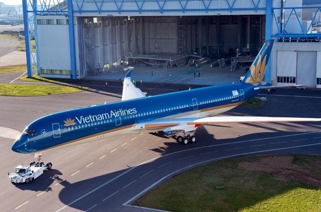 hang khong gia re vietjet vuot mat anh ca vietnam airlines