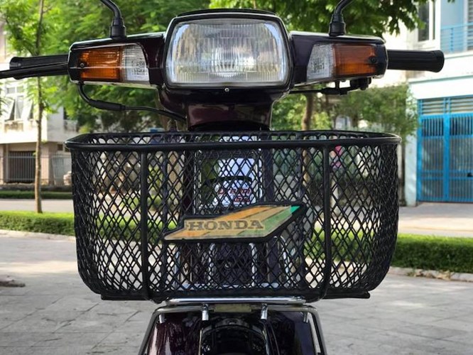 xe may honda dream ii bien khung gia 200 trieu tai ha noi