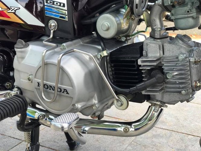 xe may honda dream ii bien khung gia 200 trieu tai ha noi