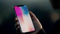 apple chon lg lam man hinh cho iphone gap vi so samsung lam lo thiet ke