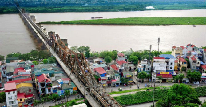 thuc hu sot dat don 4 cay cau sap xay o ha noi