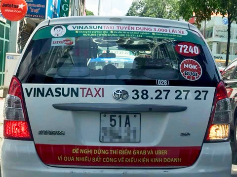 lanh dao taxi vinasun lai xe tu phat dan khau hieu phan doi uber grab