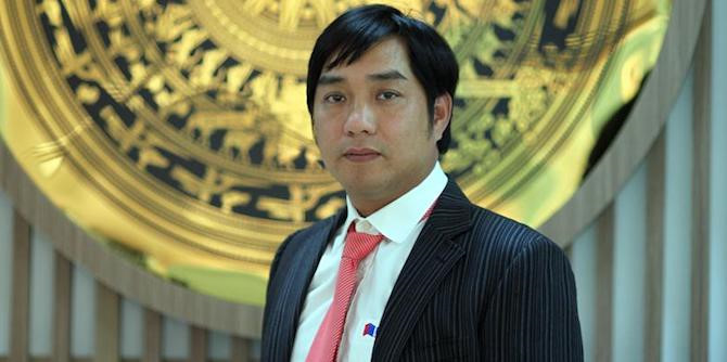 goc nhin doanh nhan noi am anh lon nhat voi nguoi lam kinh doanh la giay phep